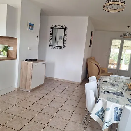 Maison Bord De